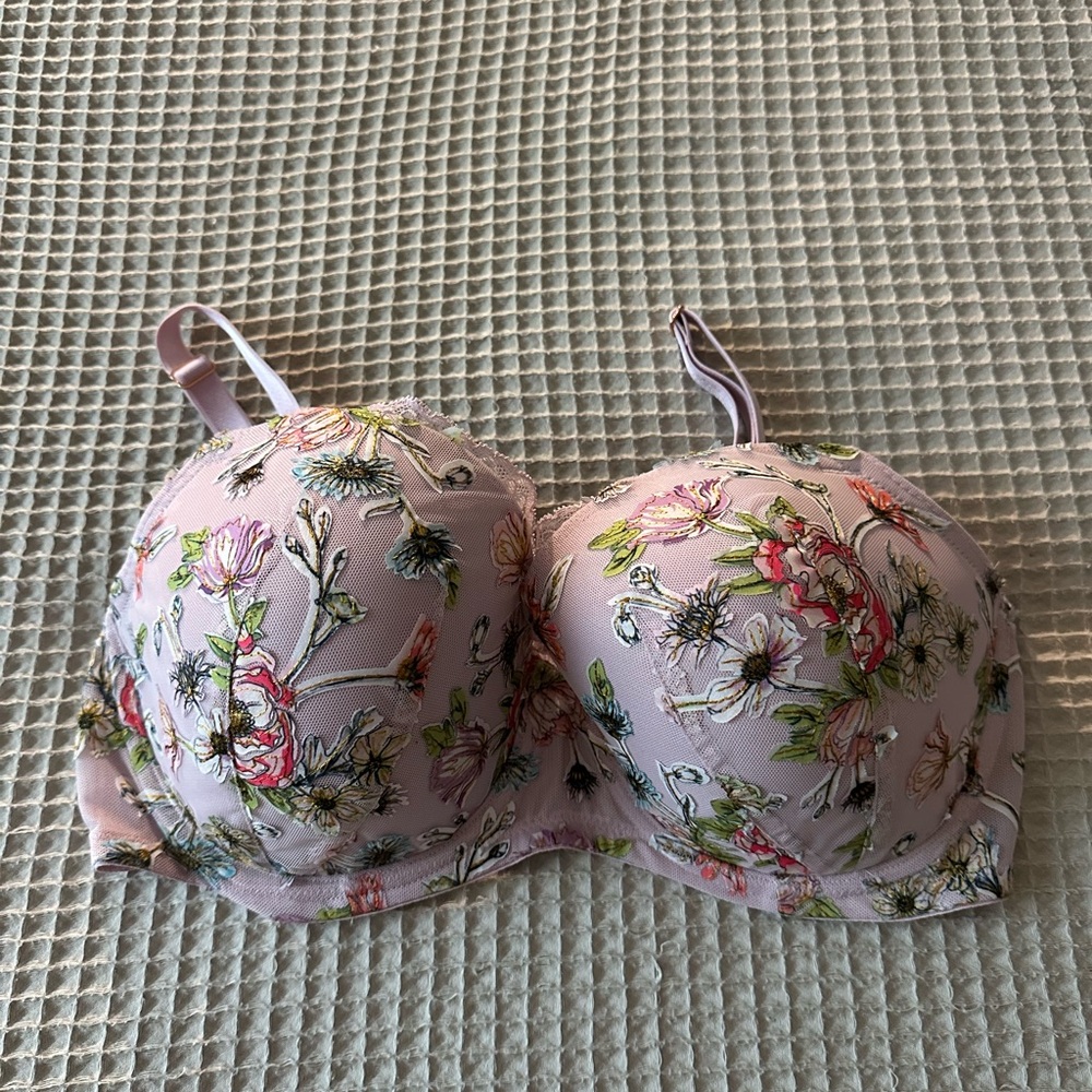 VS Demi Bra